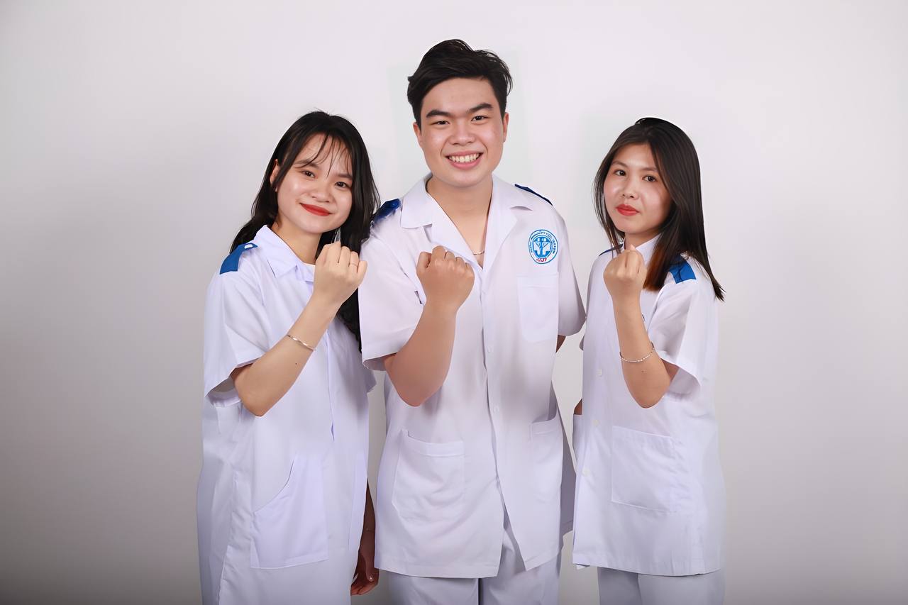 Phạm Minh D – Ngành Y Dược